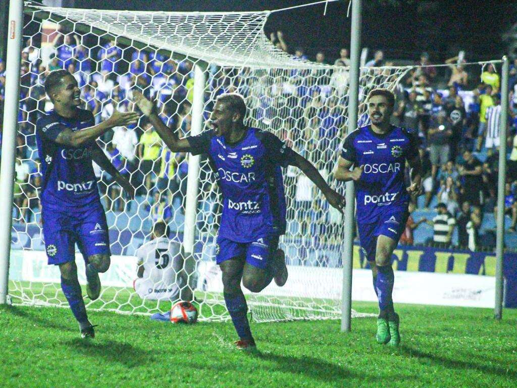 São José vence XV de Piracicaba e sobe para 6ª colocação no Campeonato Paulista Série A2