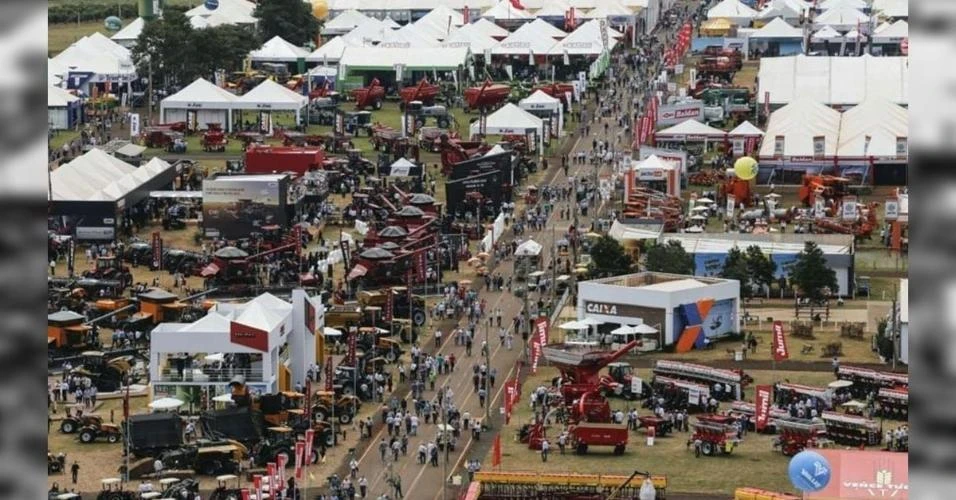Agrishow teve a maior máquina agrícola do mundo e até porta-muda sustentável; confira novidades