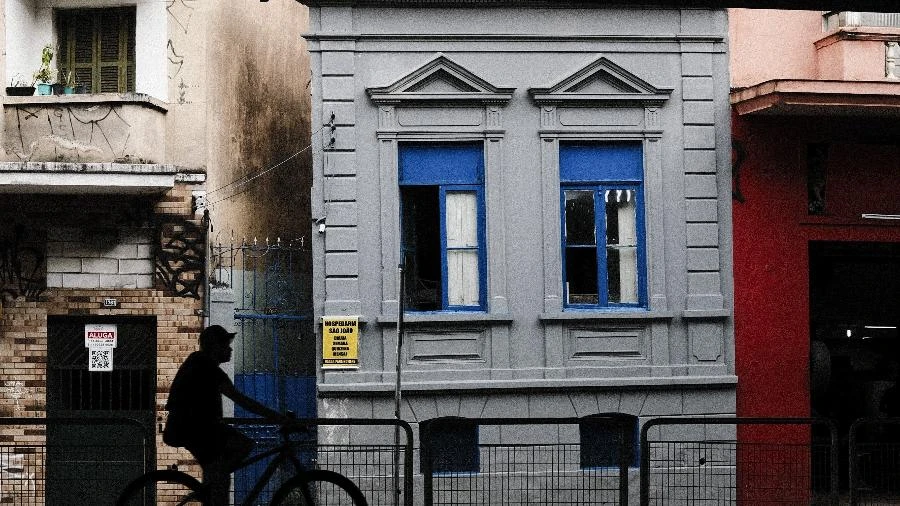 Sobrou uma única casa na av. São João e ela retrata a história de São Paulo