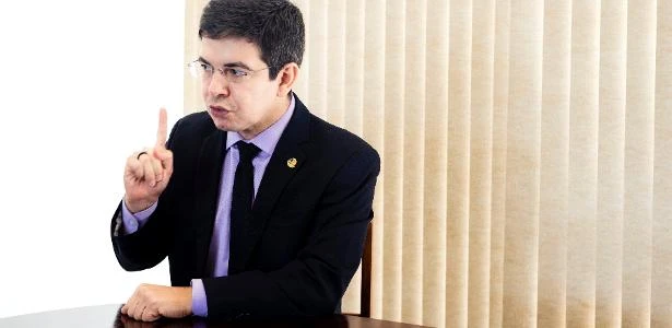Não vejo condições de termos eleições no Amapá, diz Randolfe