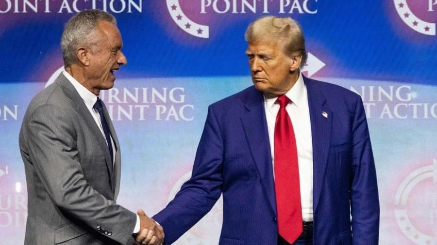 Trump e secretário de Saúde promovem teoria infundada sobre circuncisão e autismo