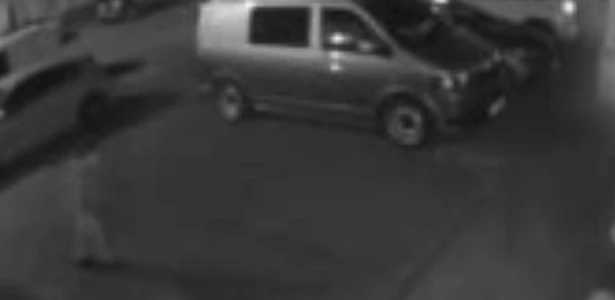 Criança desaparece após ser vista vagando de pijama na Inglaterra