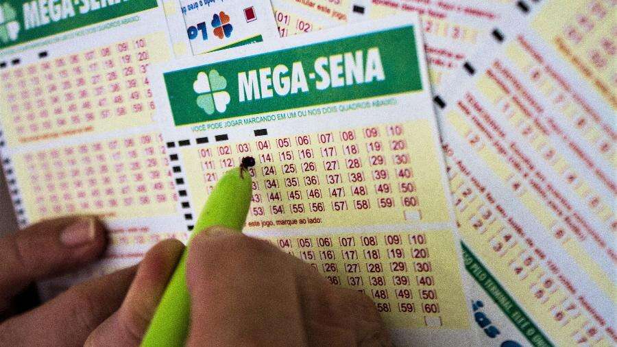 Mega-Sena: quanto R$ 55 milhões rendem todo mês na poupança e no Tesouro