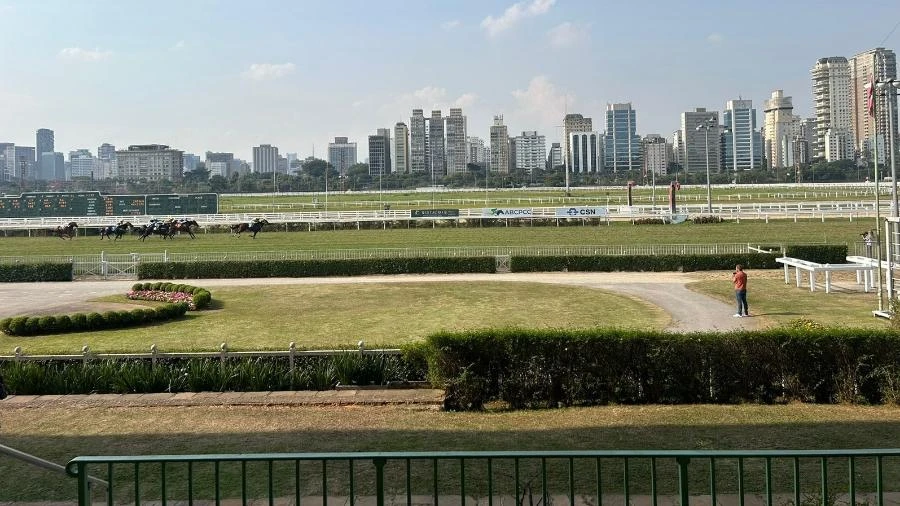 Jockey nega que desapropriação foi debatida em reunião com políticos