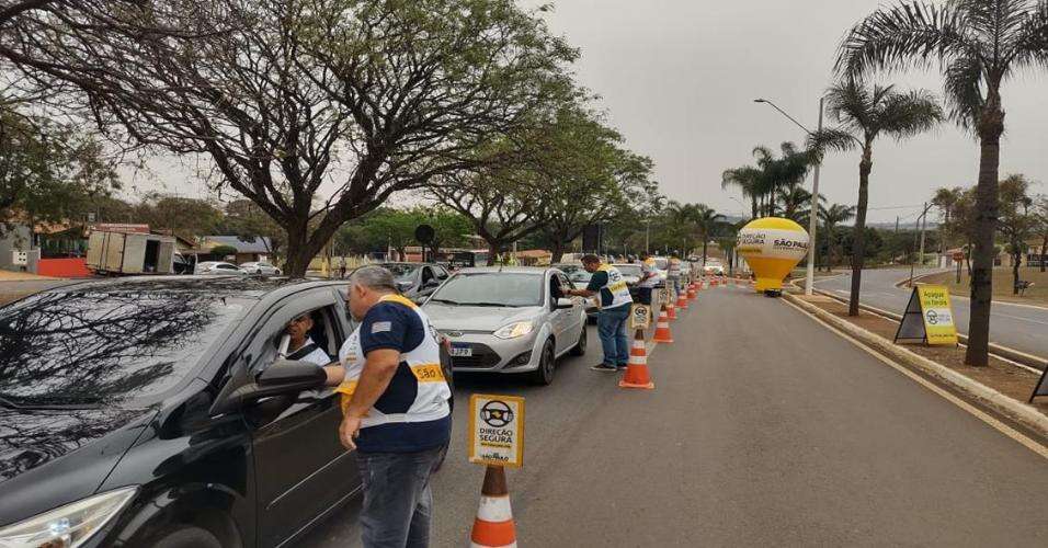 Detran faz megaoperação no trânsito com bafômetros em SP