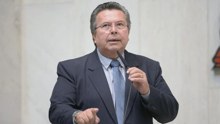 São Paulo: Alesp deveria discutir medidas restritivas, diz presidente