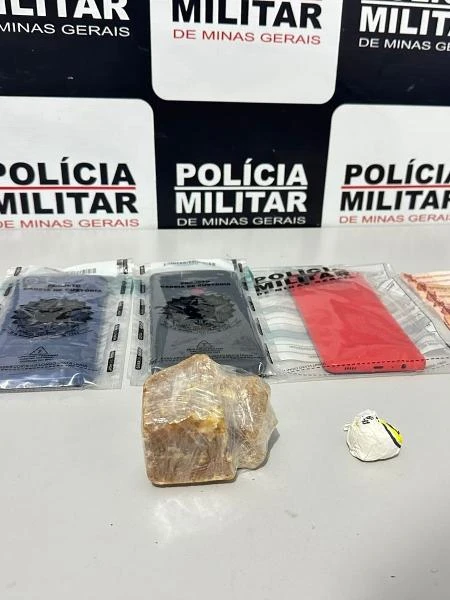 'Vovó do Tráfico' e dupla são presos com drogas em MG, diz polícia