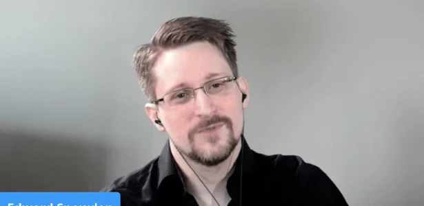 Rússia concede direitos de residência permanente a Edward Snowden