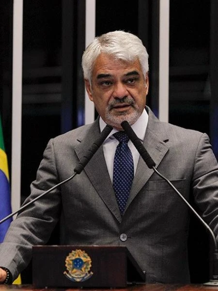Senador do PT apresenta pedido para convocar auditor do TCU a depor na CPI