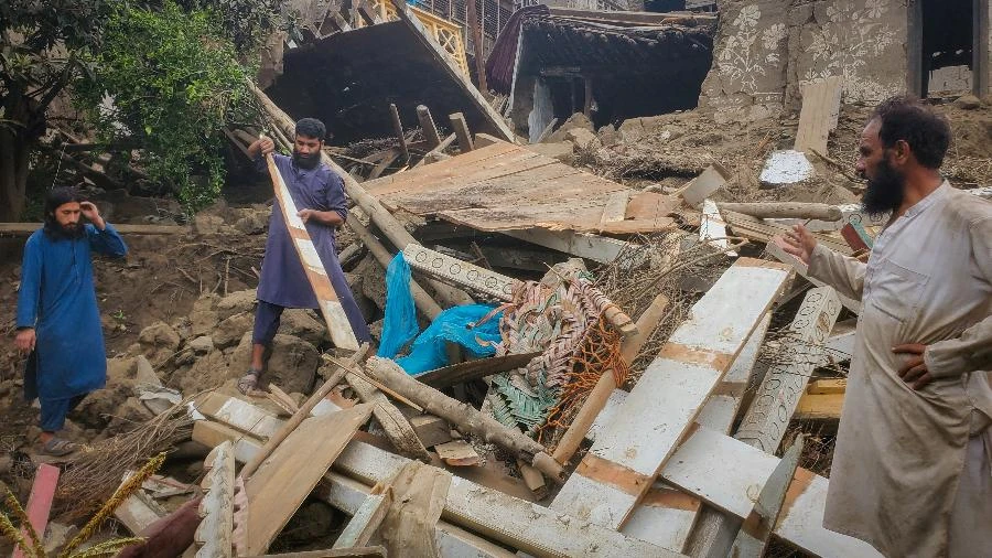 UE e ONU anunciam ajuda ao Afeganistão após terremoto; 1.400 pessoas morreram