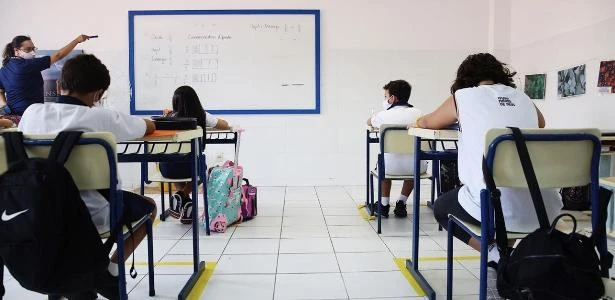 51 alunos e funcionários de escolas estaduais tiveram covid-19 desde a reabertura