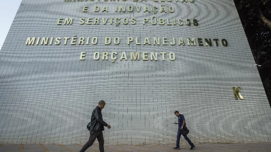 Governo federal vai reduzir congelamento de R$ 31 bilhões Amanda Klein