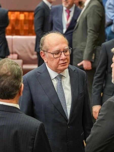 Gilmar Mendes e o farol alto de Lisboa Felipe Salto