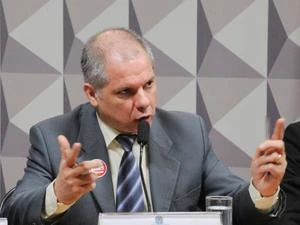 Josias: Governo Lula foi empurrado pela Justiça a tomar providência no INSS