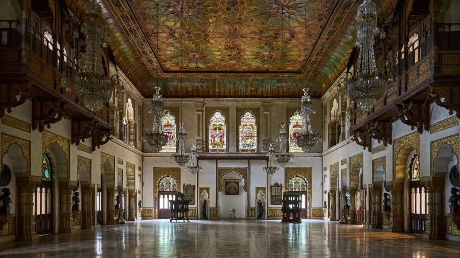 Maior casa do mundo tem 2,8 milhões de m² e só 4 moradores; veja imagens