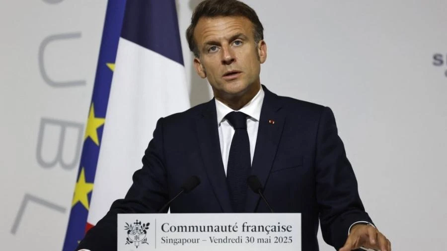 Macron diz que não renunciará ao cargo mesmo sem apoio de esquerda 'linha-dura'