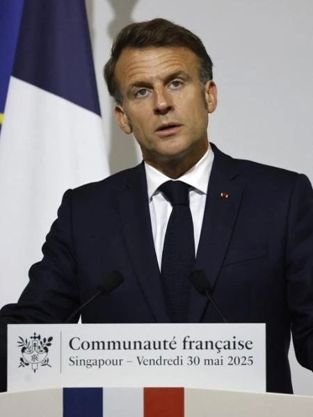 Macron sugere sanções contra a Rússia se diplomacia fracassar