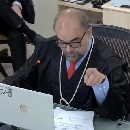 Desembargador diz que autismo virou 'mina de enriquecimento' e gera revolta Carlos Madeiro