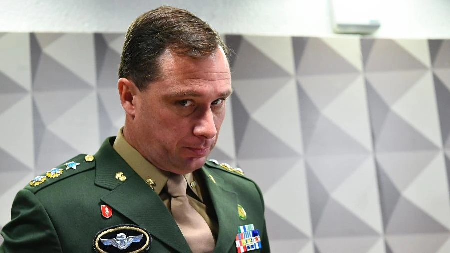 'Muita coisa suja', 'prefiro Lula': o que Cid diz sobre Michelle Bolsonaro