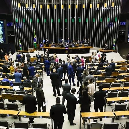 MPs patinam no Congresso e só são votadas às vésperas de caducar