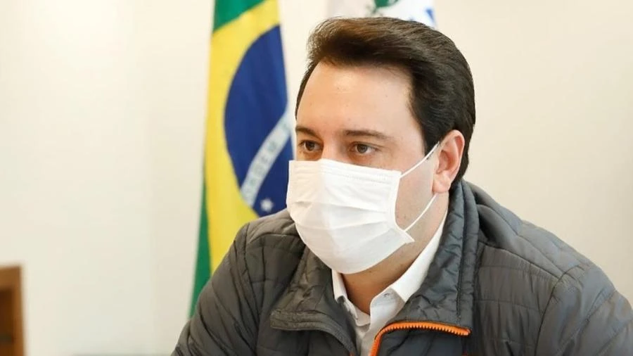 PR: Ratinho Junior promete vacinar população adulta até o fim de setembro