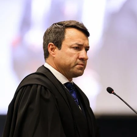 Moraes dá bronca em advogados: 'Não estamos aqui para fazer circo'