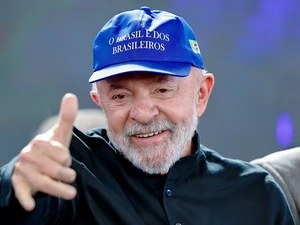 Com tarifas, Trump vira inimigo externo na campanha de Lula, diz professora