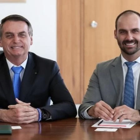 PGR vai analisar caso de Bolsonaro e Eduardo a partir desta semana