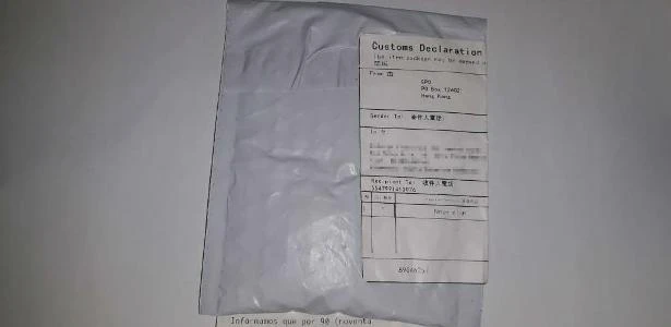 Moradora de SC recebe pacote misterioso da China e aciona PM