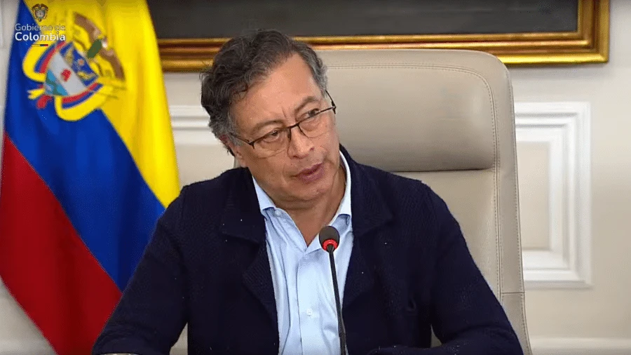 Segurança de Uribe foi estranhamente reduzida antes de ataque, diz Petro