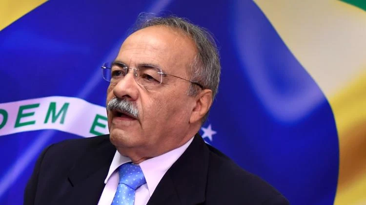 Senador Chico Rodrigues pede licença de 121 dias; filho pode assumir vaga