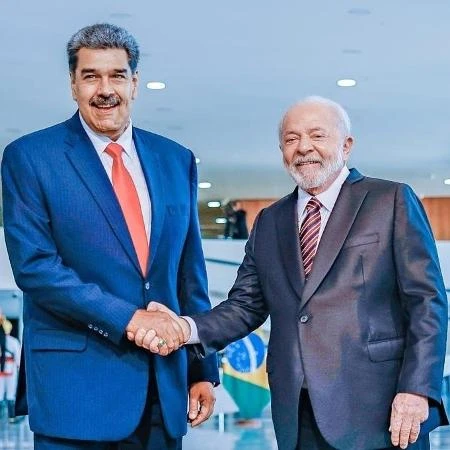 Com medo de perder, Maduro adota campanha do medo e põe Brasil em xeque Raquel Landim