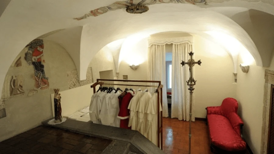 Sala das lágrimas: papa eleito tem lugar secreto para chorar após conclave