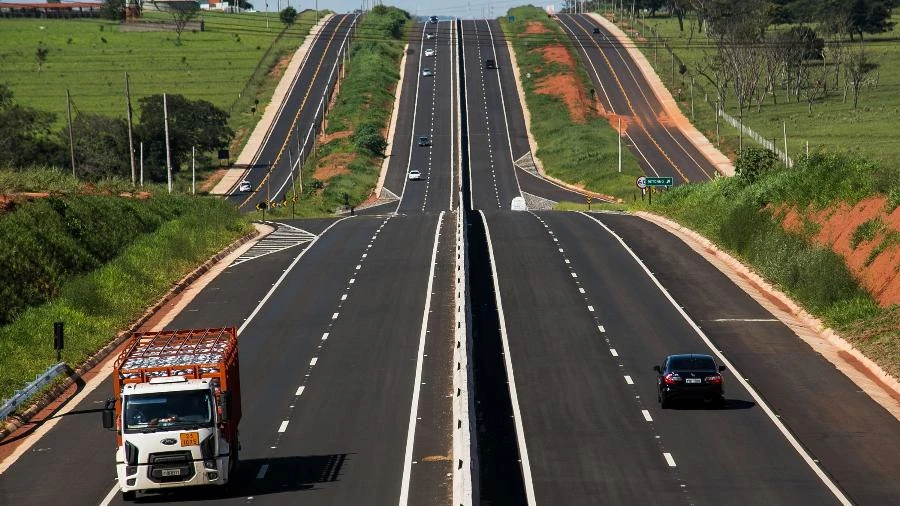 Postagens atribuem a Bolsonaro obra realizada em 2015 pelo governo de SP