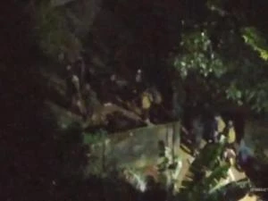 Vídeo mostra fuga armada de membros do CV do CE durante operação na Rocinha Carlos Madeiro