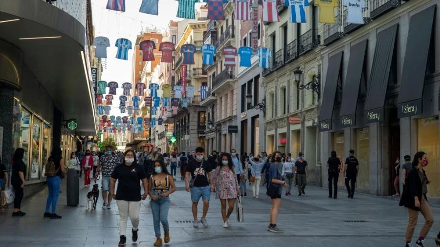 Preço dos aluguéis explode na Espanha e moradores culpam 'invasão turística'
