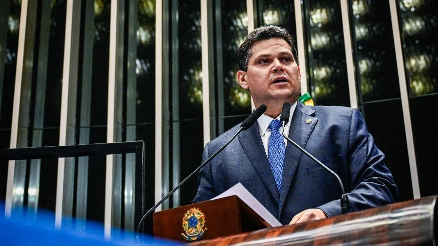 Alcolumbre diz que sessão para definir CPMI do INSS será em 17 de junho