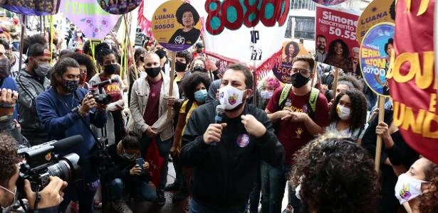 Foco nas redes sociais leva Boulos a liderar entre jovens de 16 a 24 anos