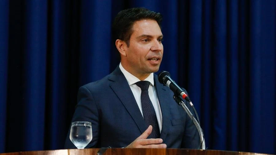 Como Ramagem, condenado e inelegível, deve perder mandato e cargo na PF