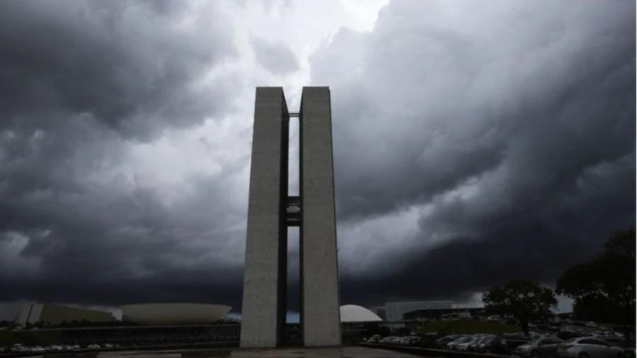 Brasil é dividido entre cidadãos e ralé pelo Congresso através das emendas Leonardo Sakamoto