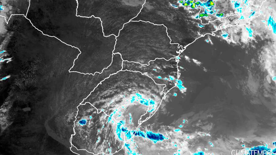 Ciclone Biguá: enfraquece ou ganha força? Qual o rumo após estragos no RS?