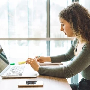 Estudar nos EUA: como se destacar em redações para o Common App?
