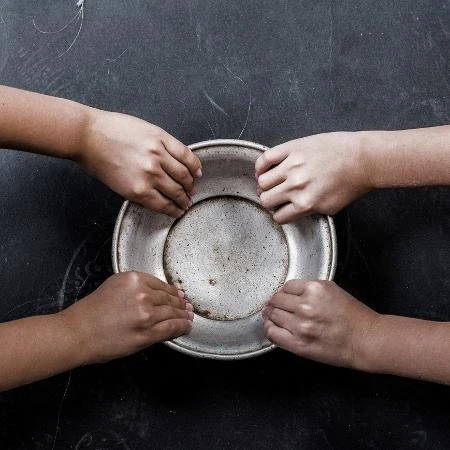 IBGE: fome cai ao nível de 2013, mas ainda afeta 6,5 milhões de brasileiros Carlos Madeiro