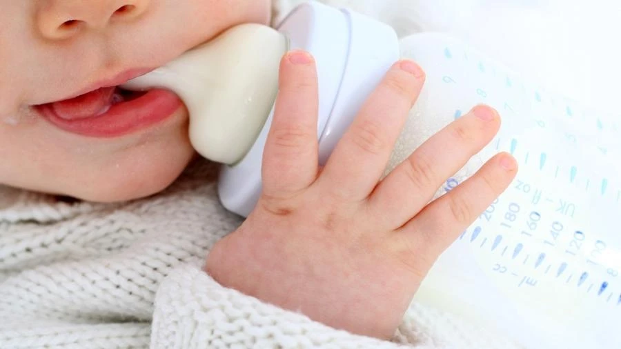 Bebê morre engasgado em creche clandestina que funcionava há dez anos