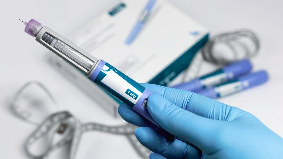 Vecina: Ozempic traz efeitos colaterais, e controle médico é fundamental