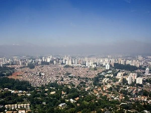 Paraisópolis nos extremos: calor e frio escancaram a desigualdade Joildo Santos e Joildo Santos