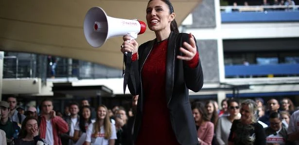 Com Ardern como favorita, Nova Zelândia vai às urnas amanhã