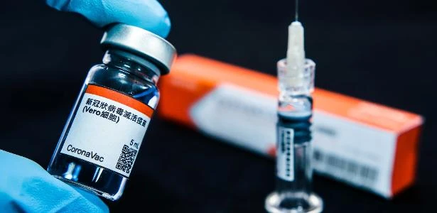 Ministério da Saúde anuncia compra de 46 milhões de doses da CoronaVac