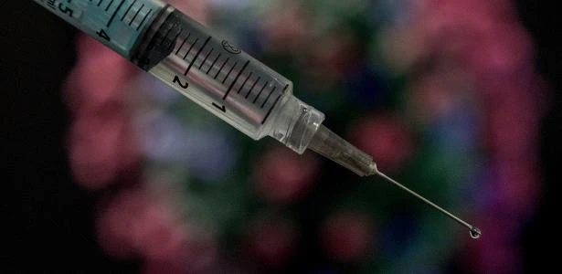UE garante vacina contra covid-19 da Johnson & Johnson para 400 milhões de pessoas