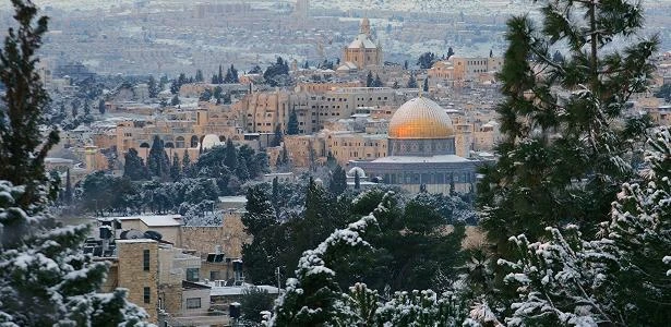 Americano nascido em Jerusalém obtém passaporte com 